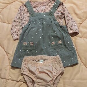 Carter’s Pink and Gray Corduroy Baby Dress with matching shirt and bloomers 6 M